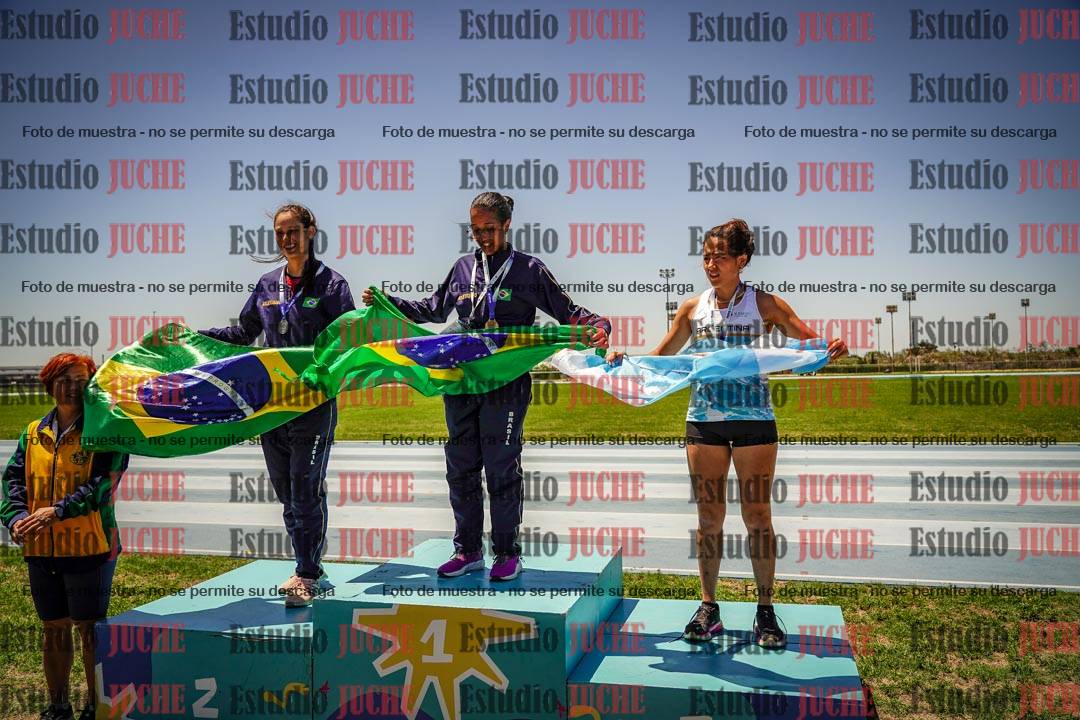 Fotos de algunos podios y extras del torneo