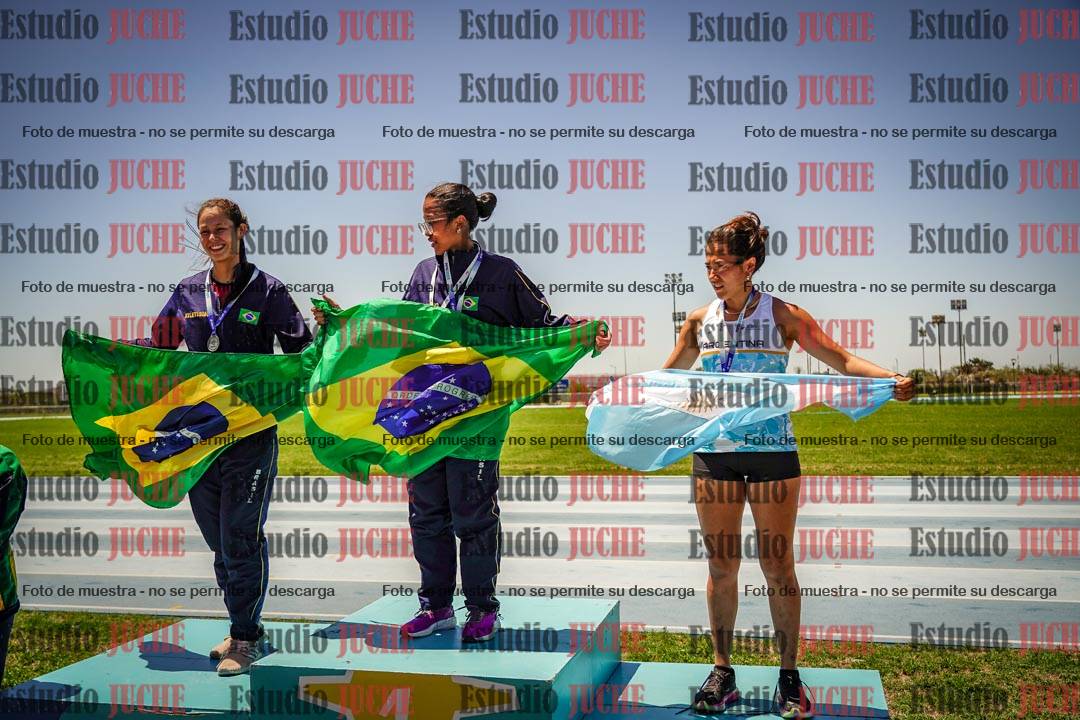 Fotos de algunos podios y extras del torneo
