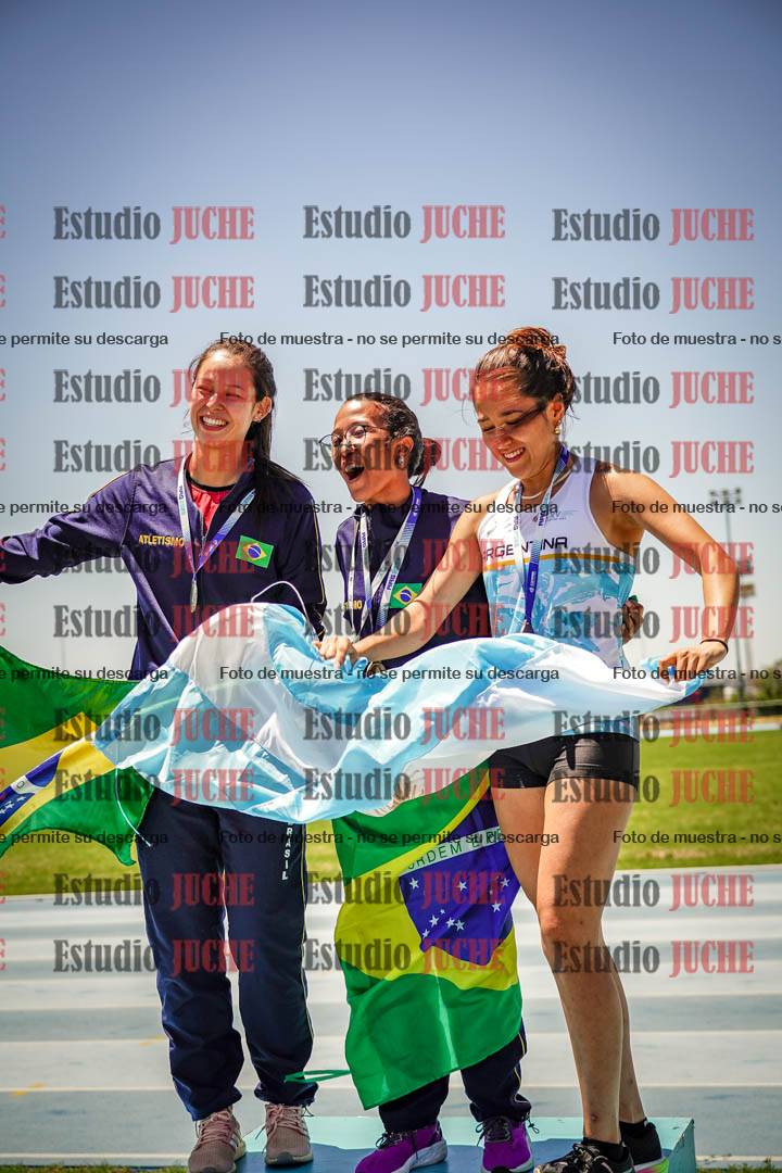 Fotos de algunos podios y extras del torneo