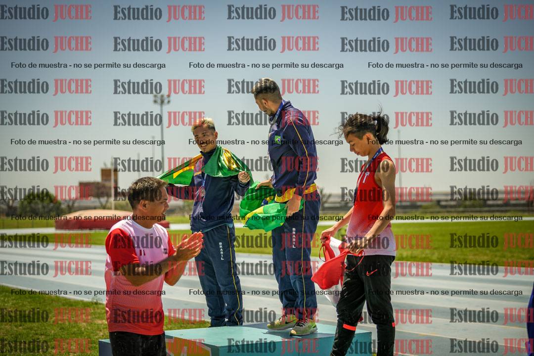 Fotos de algunos podios y extras del torneo