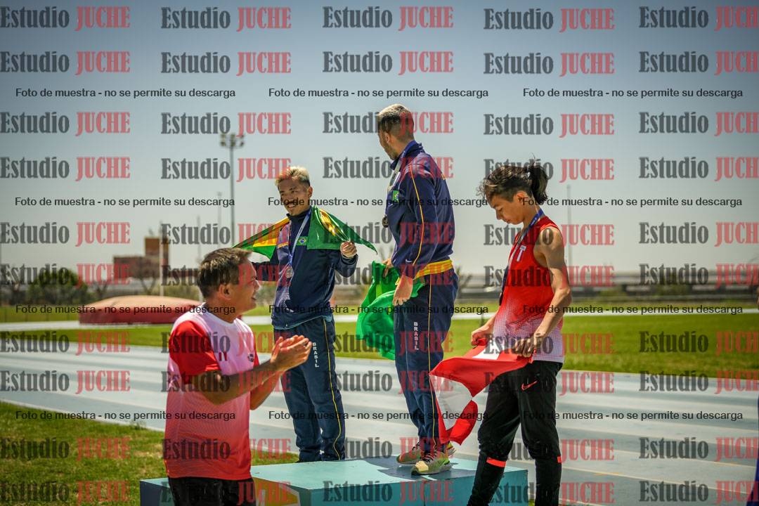 Fotos de algunos podios y extras del torneo