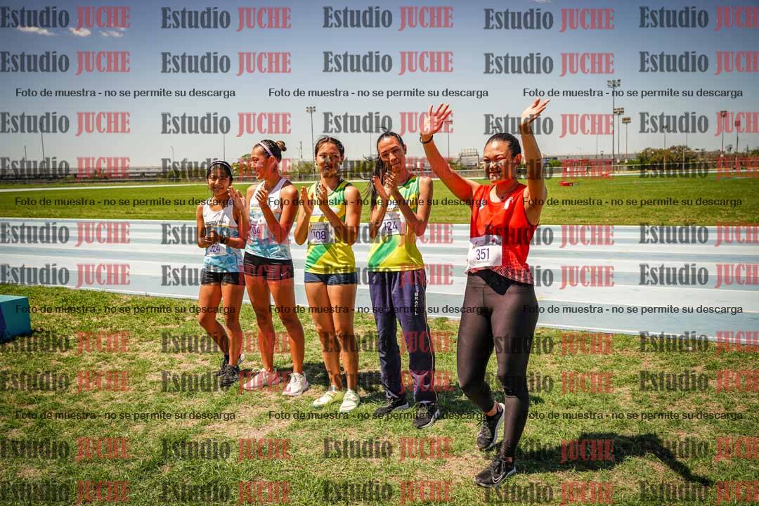 Fotos de algunos podios y extras del torneo