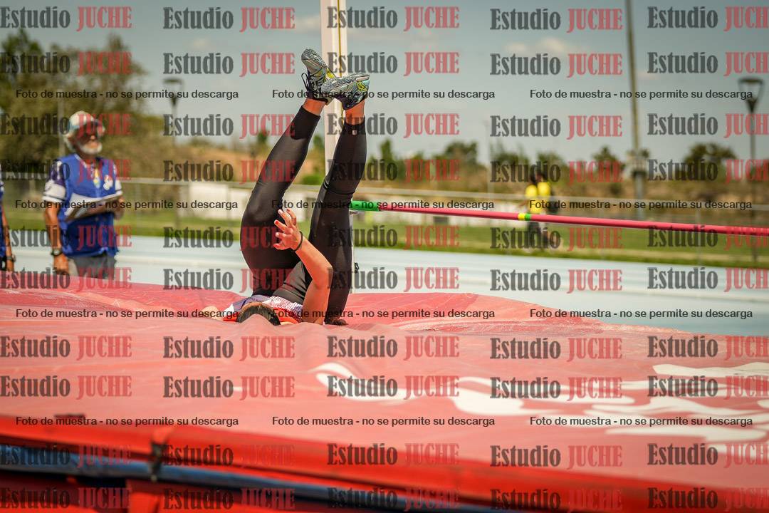Fotos del salto en alto de mujeres LIBRE - FINAL