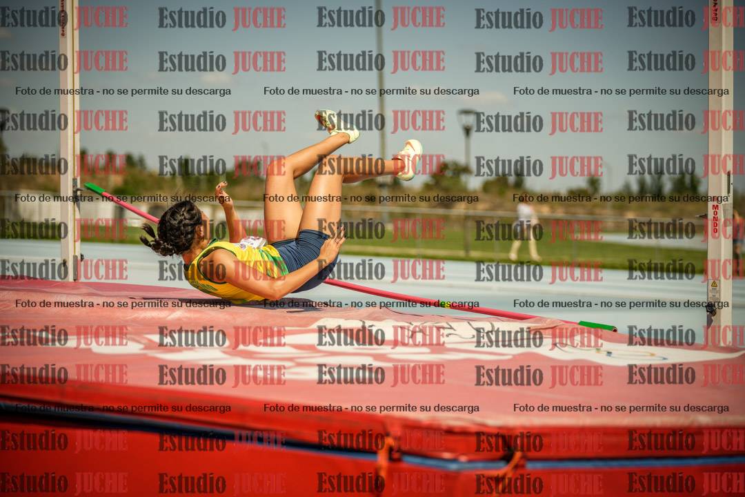 Fotos del salto en alto de mujeres LIBRE - FINAL