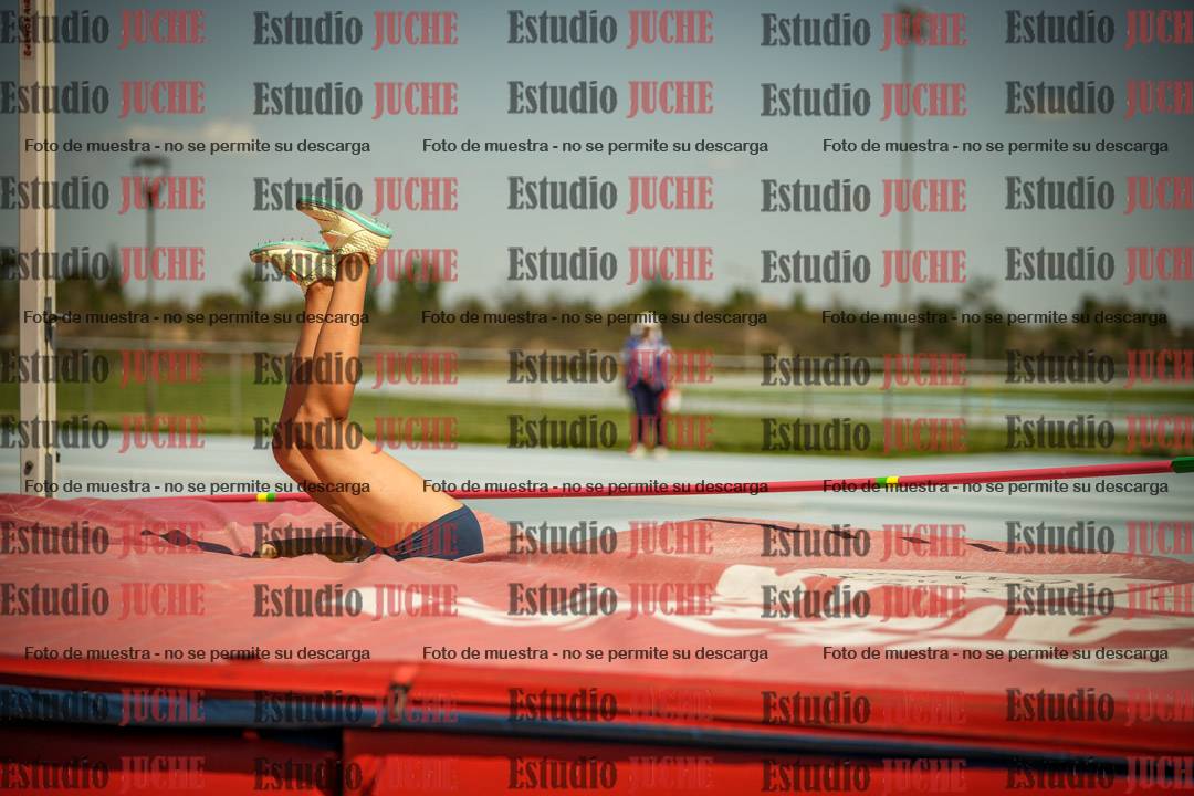 Fotos del salto en alto de mujeres LIBRE - FINAL