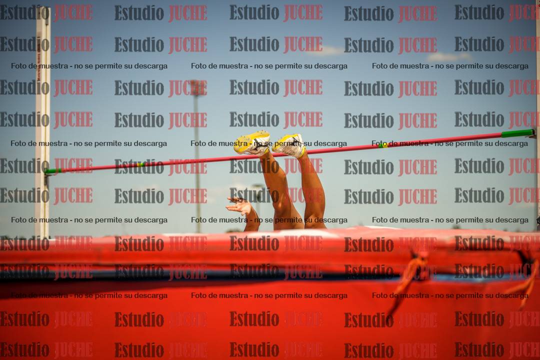 Fotos del salto en alto de mujeres LIBRE - FINAL