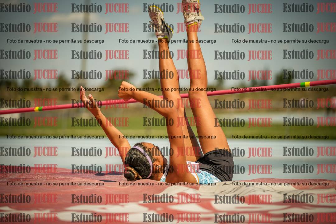 Fotos del salto en alto de mujeres LIBRE - FINAL