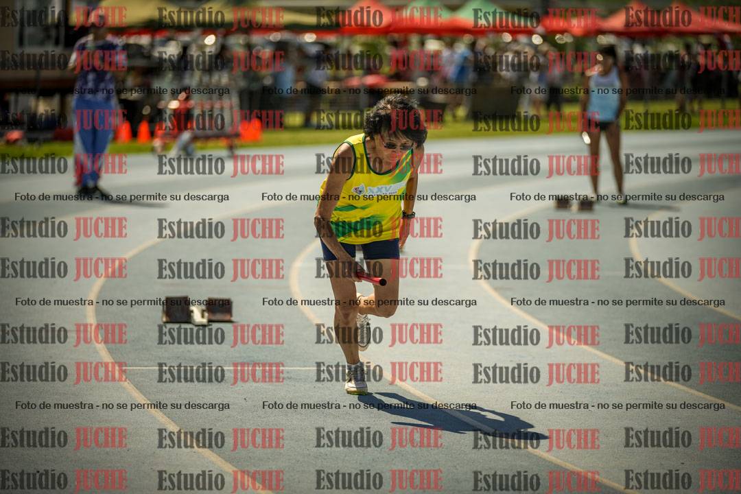 Fotos de las Postas 4x100mts de mujeres MASTER (35/45 - 50/60) - FINAL