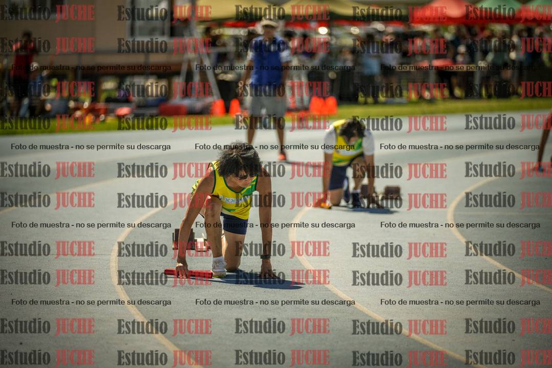 Fotos de las Postas 4x100mts de mujeres MASTER (35/45 - 50/60) - FINAL