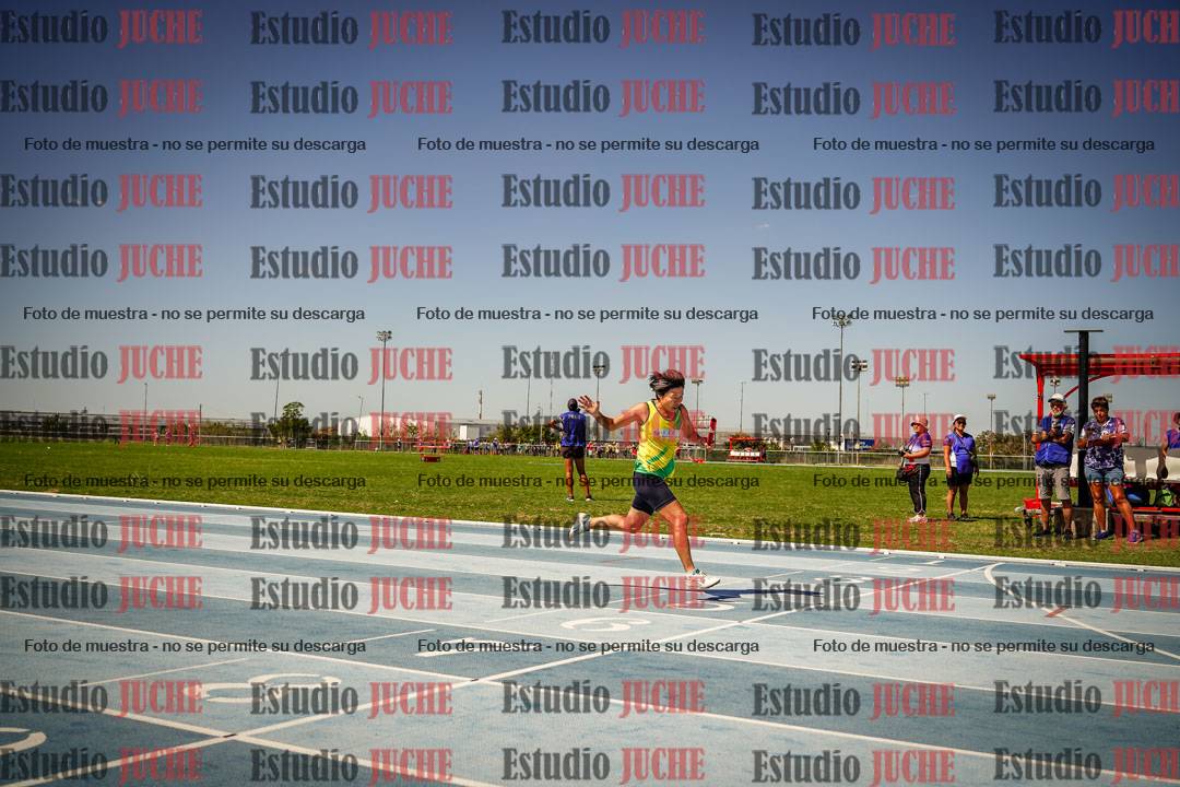 Fotos de las Postas 4x100mts de mujeres MASTER (35/45 - 50/60) - FINAL