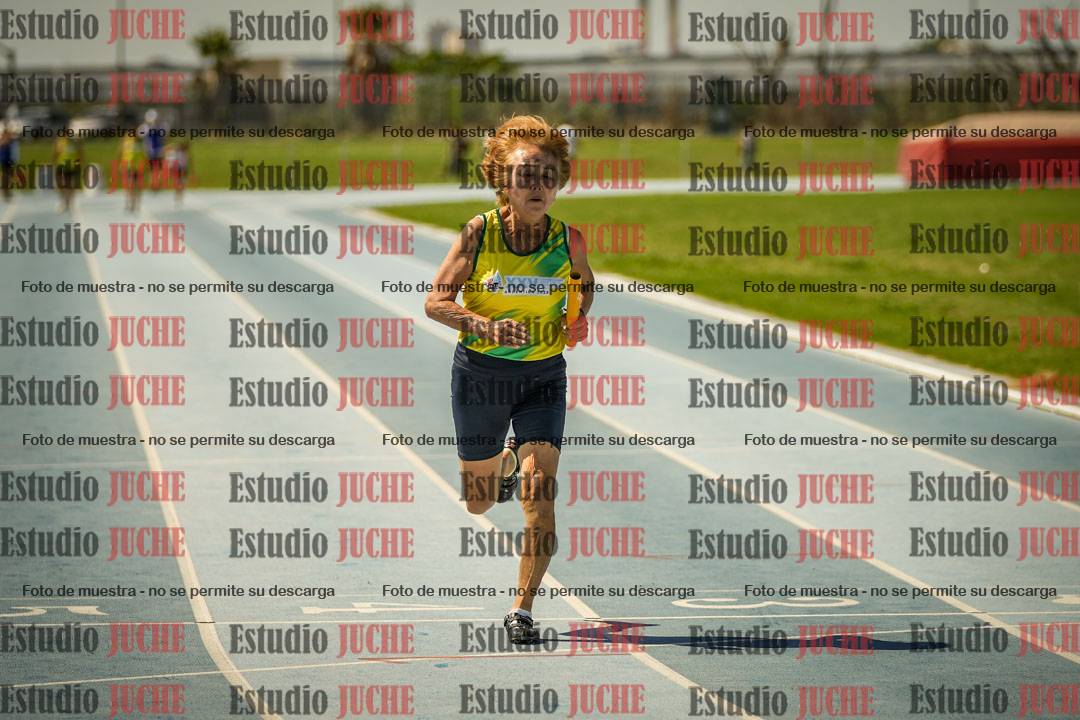 Fotos de las Postas 4x100mts de mujeres MASTER (35/45 - 50/60) - FINAL