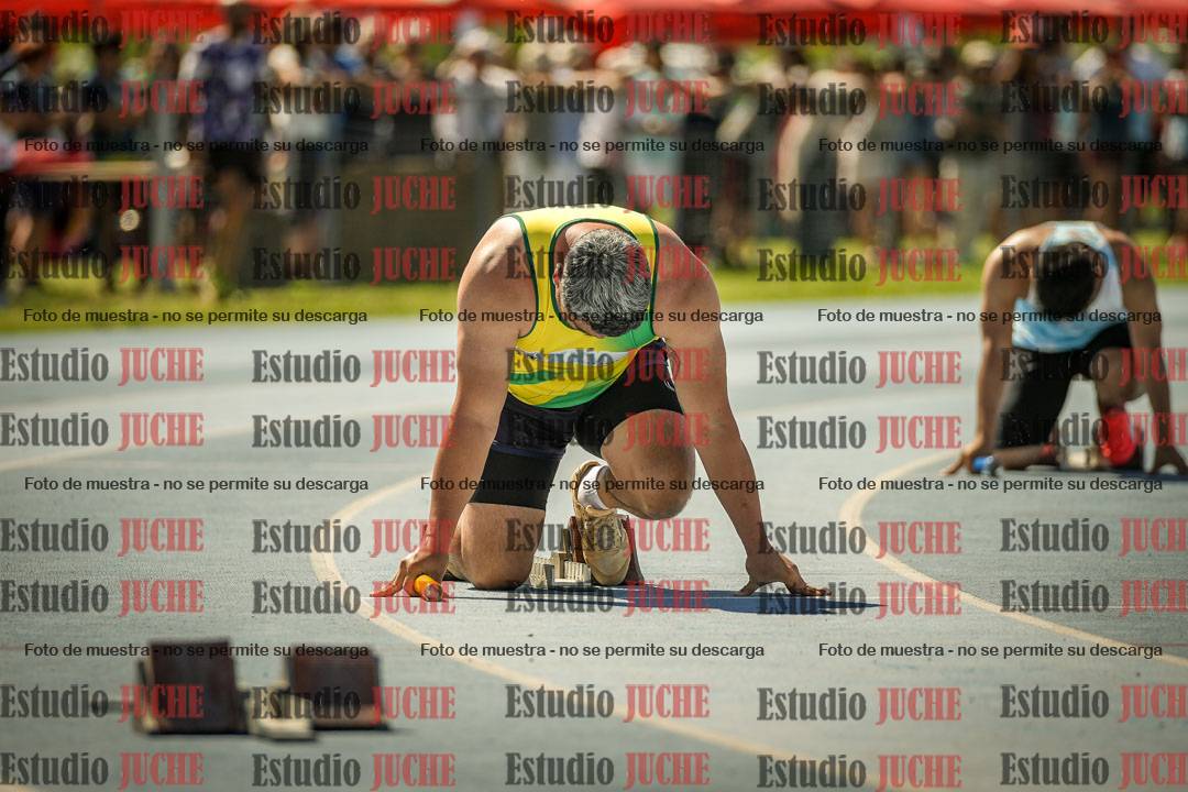 Fotos de las Postas 4x100mts de varones MASTER (35/45) - FINAL