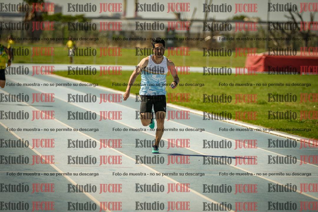 Fotos de las Postas 4x100mts de varones MASTER (35/45) - FINAL