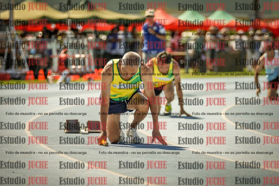 Fotos de las Postas 4x100mts de varones MASTER (50/60) - FINAL