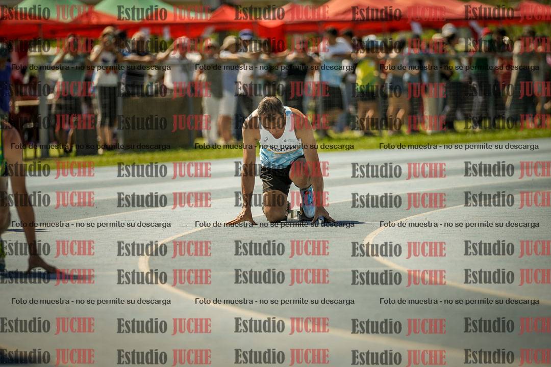 Fotos de las Postas 4x100mts de varones MASTER (50/60) - FINAL