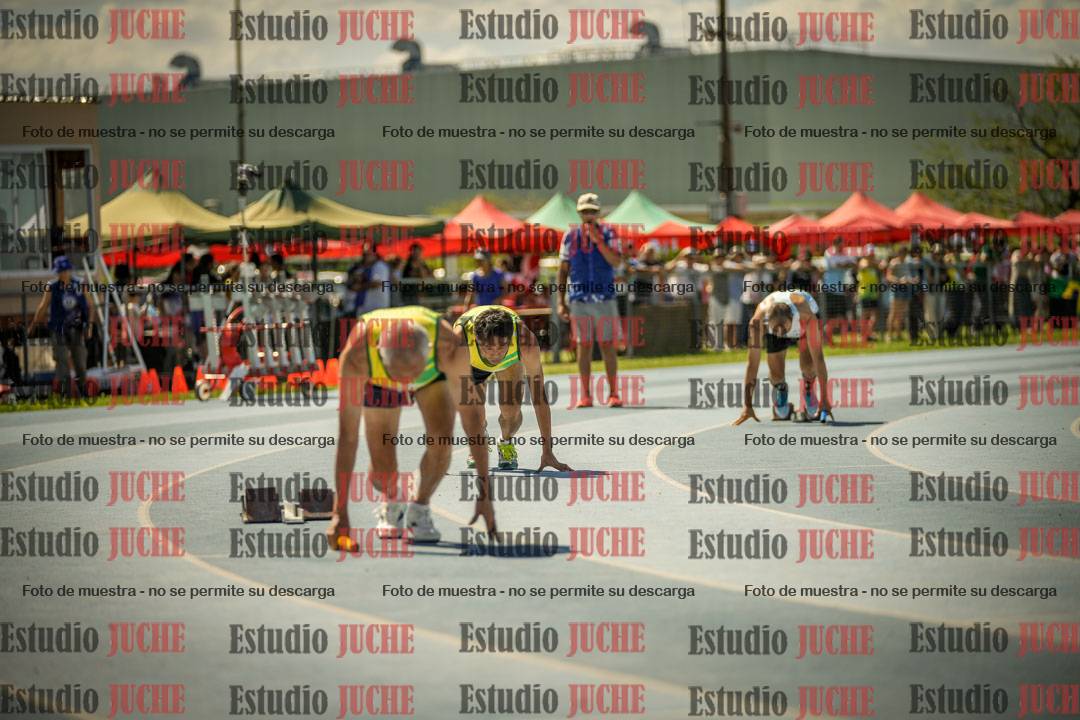 Fotos de las Postas 4x100mts de varones MASTER (50/60) - FINAL