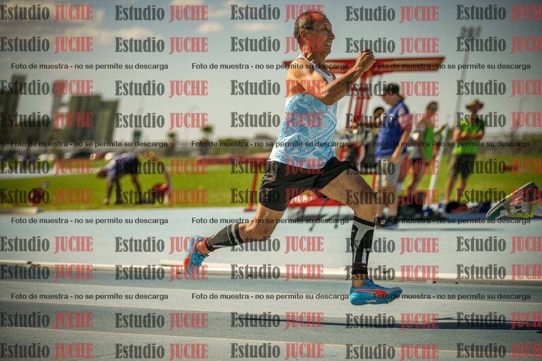 Fotos de las Postas 4x100mts de varones MASTER (50/60) - FINAL