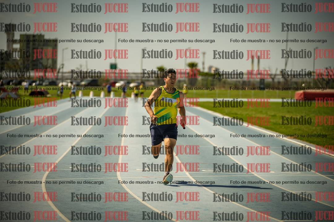 Fotos de las Postas 4x100mts de varones MASTER (50/60) - FINAL