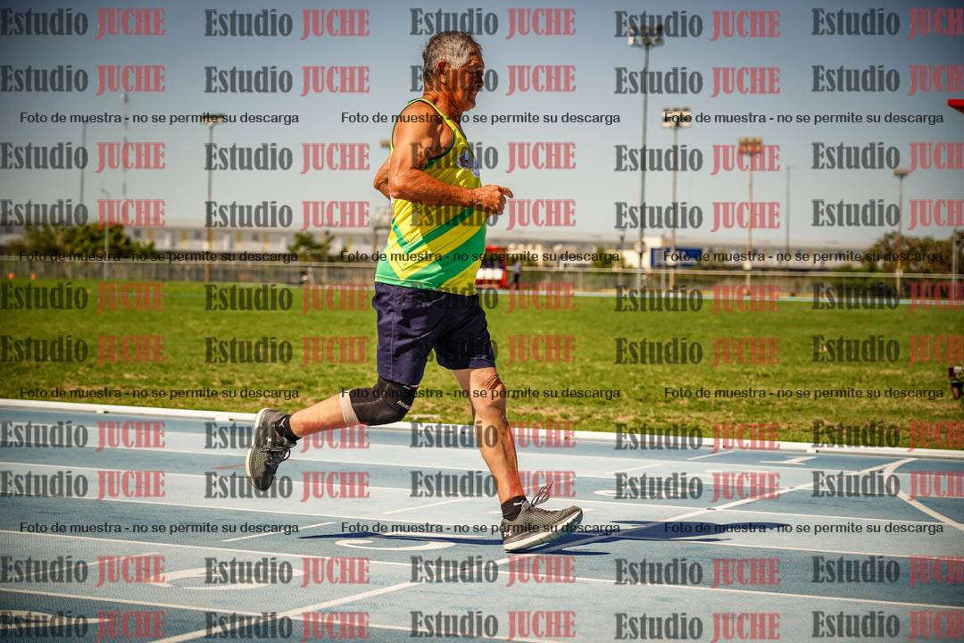 Fotos de las Postas 4x100mts de varones MASTER (50/60) - FINAL