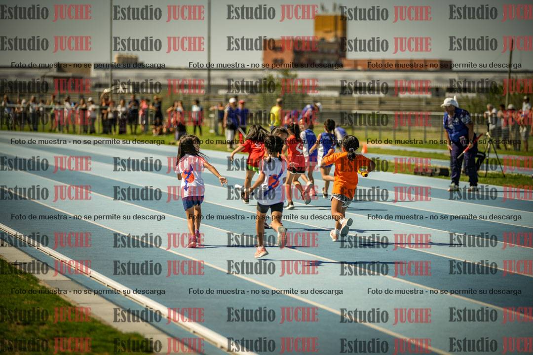 Fotos de las Postas 6x50mts de niñas y niños AMARILLO (Promocional TAIN) - FINAL