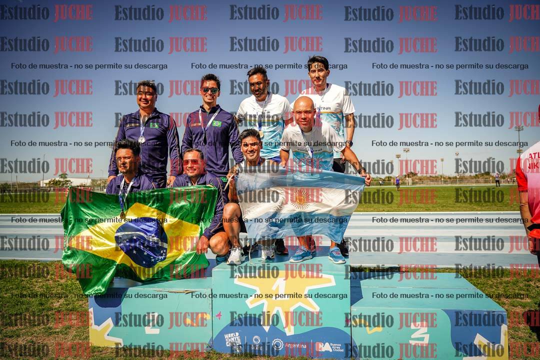 Fotos de algunos podios y extras del torneo