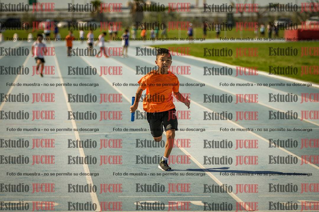 Fotos de las Postas 6x50mts de niñas y niños AMARILLO (Promocional TAIN) - FINAL