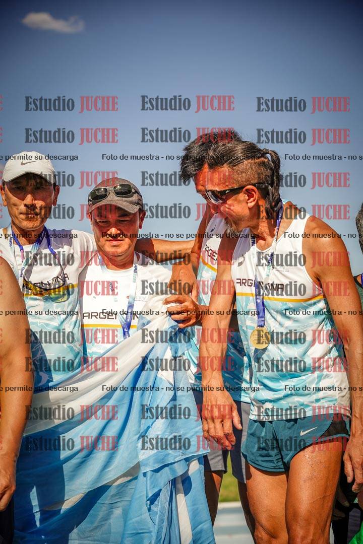 Fotos de algunos podios y extras del torneo