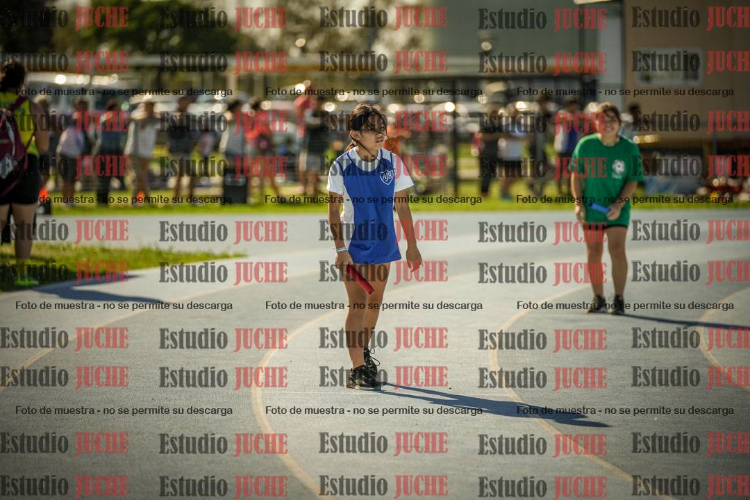 Fotos de las Postas 4x100mts de niñas y niños ROJO (Promocional TAIN) - FINAL