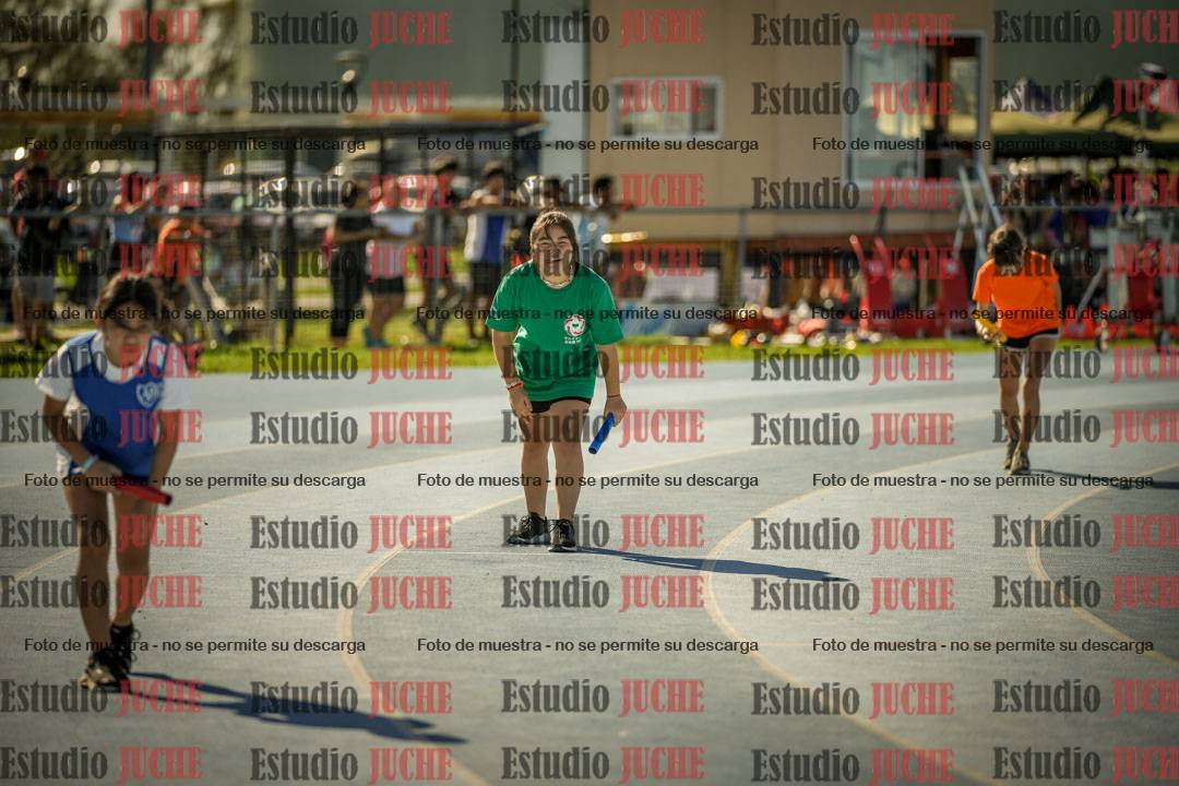 Fotos de las Postas 4x100mts de niñas y niños ROJO (Promocional TAIN) - FINAL
