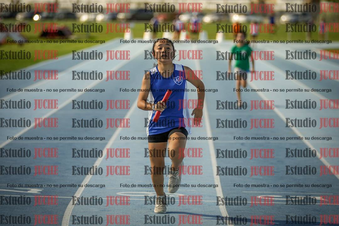 Fotos de las Postas 4x100mts de niñas y niños ROJO (Promocional TAIN) - FINAL