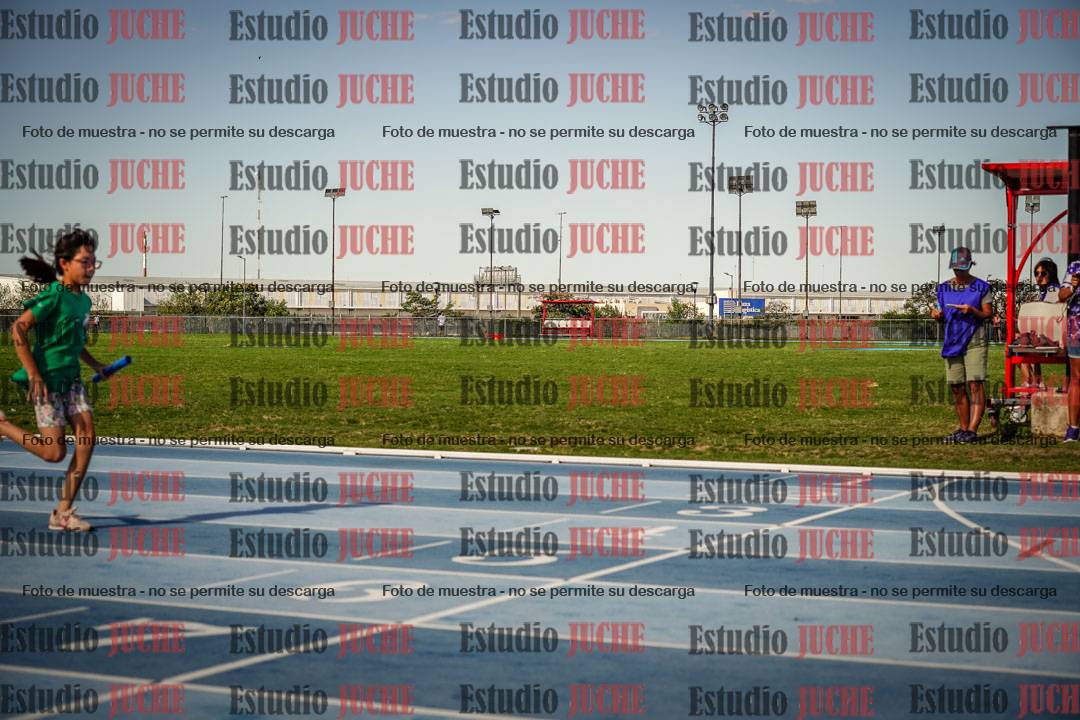Fotos de las Postas 4x100mts de niñas y niños ROJO (Promocional TAIN) - FINAL