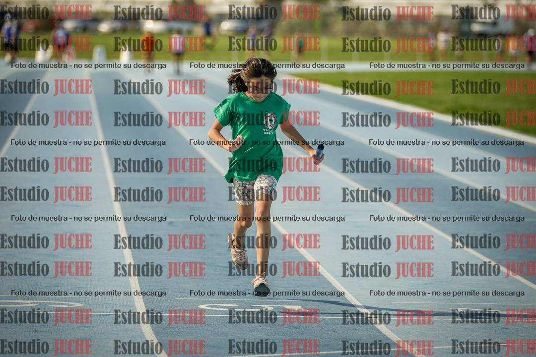 Fotos de las Postas 4x100mts de niñas y niños ROJO (Promocional TAIN) - FINAL
