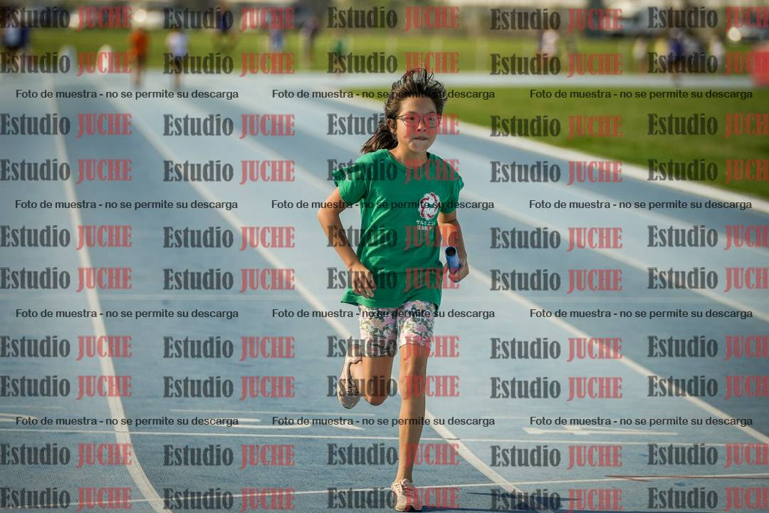 Fotos de las Postas 4x100mts de niñas y niños ROJO (Promocional TAIN) - FINAL
