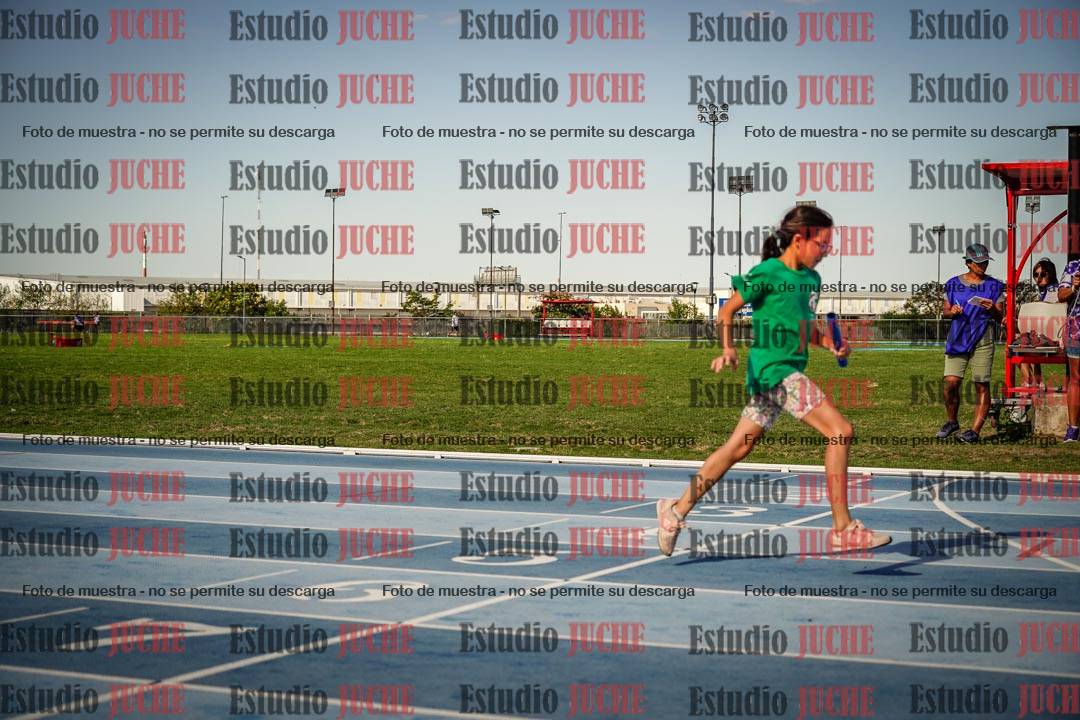 Fotos de las Postas 4x100mts de niñas y niños ROJO (Promocional TAIN) - FINAL