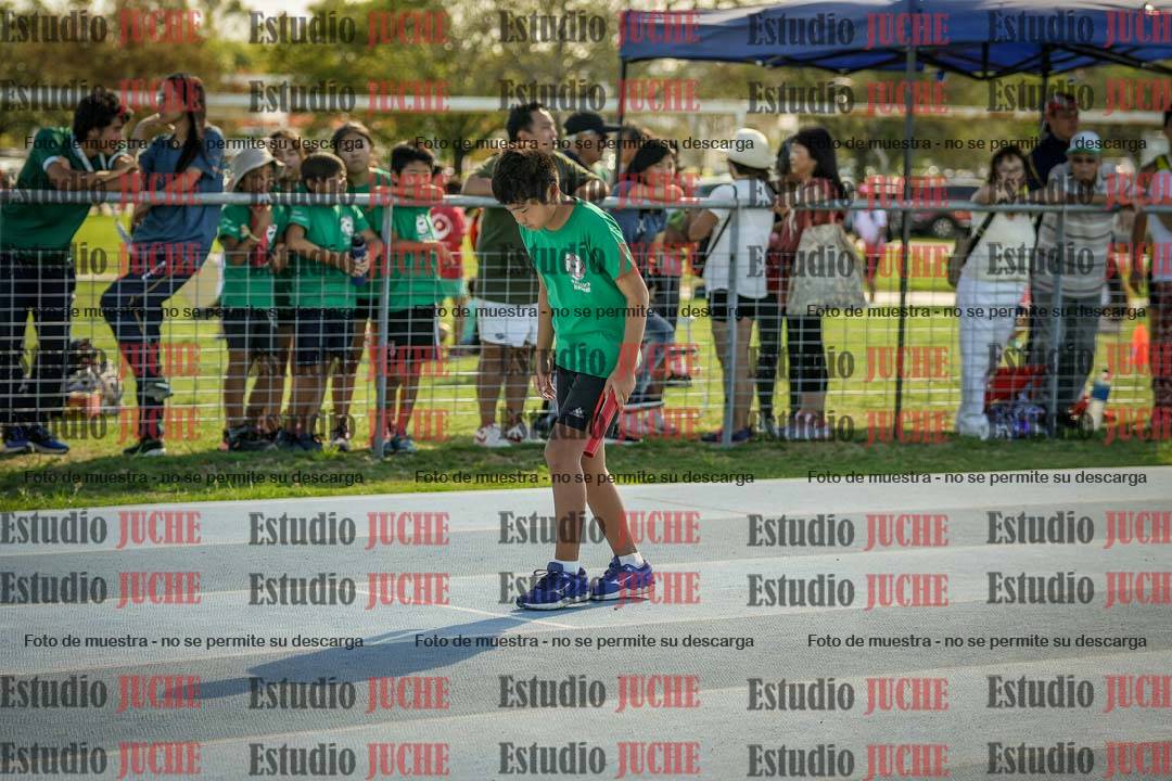 Fotos de las Postas 4x100mts de niñas y niños ROJO (Promocional TAIN) - FINAL