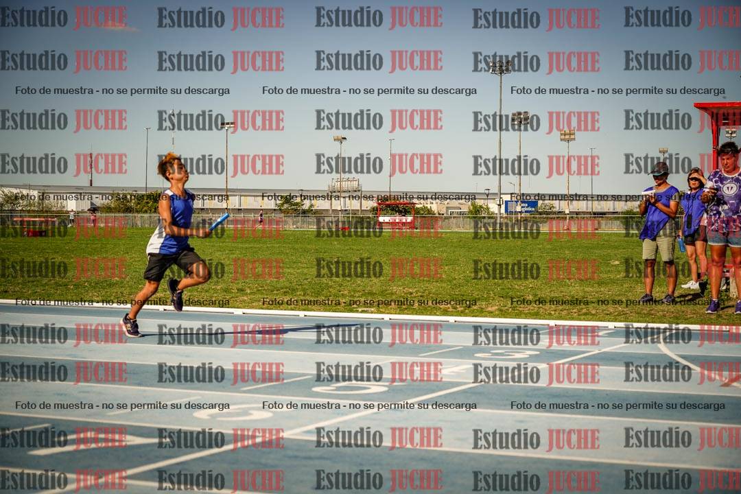 Fotos de las Postas 4x100mts de niñas y niños ROJO (Promocional TAIN) - FINAL