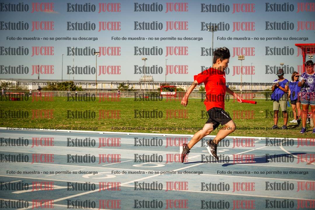 Fotos de las Postas 4x100mts de niñas y niños ROJO (Promocional TAIN) - FINAL