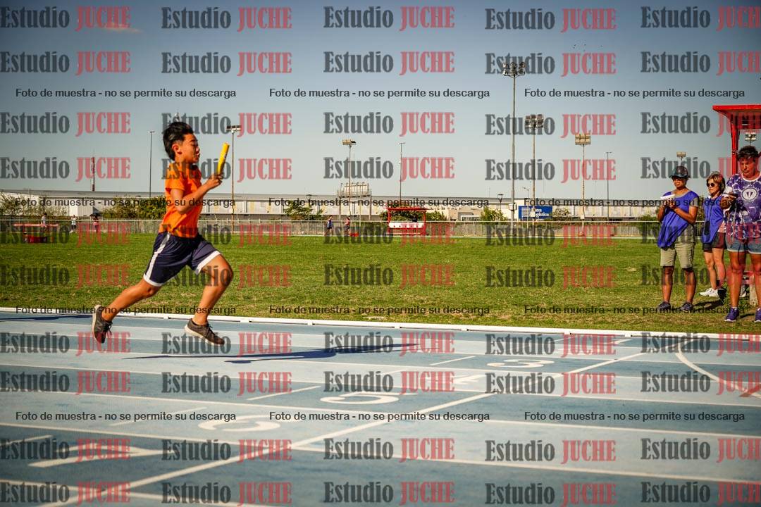 Fotos de las Postas 4x100mts de niñas y niños ROJO (Promocional TAIN) - FINAL