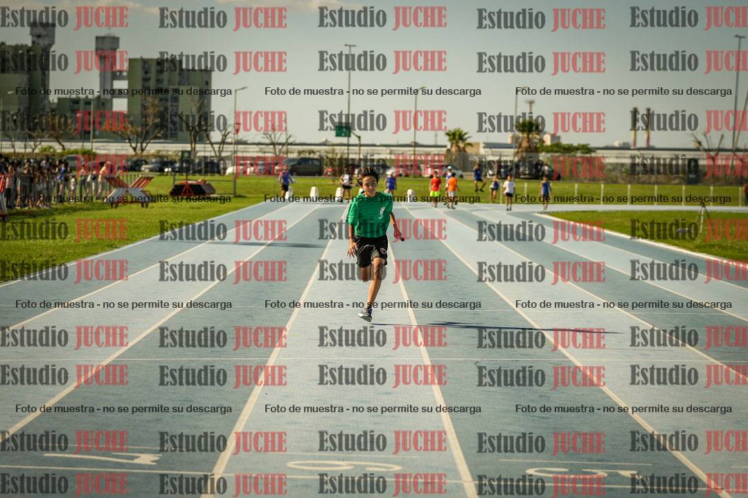 Fotos de las Postas 4x100mts de niñas y niños ROJO (Promocional TAIN) - FINAL