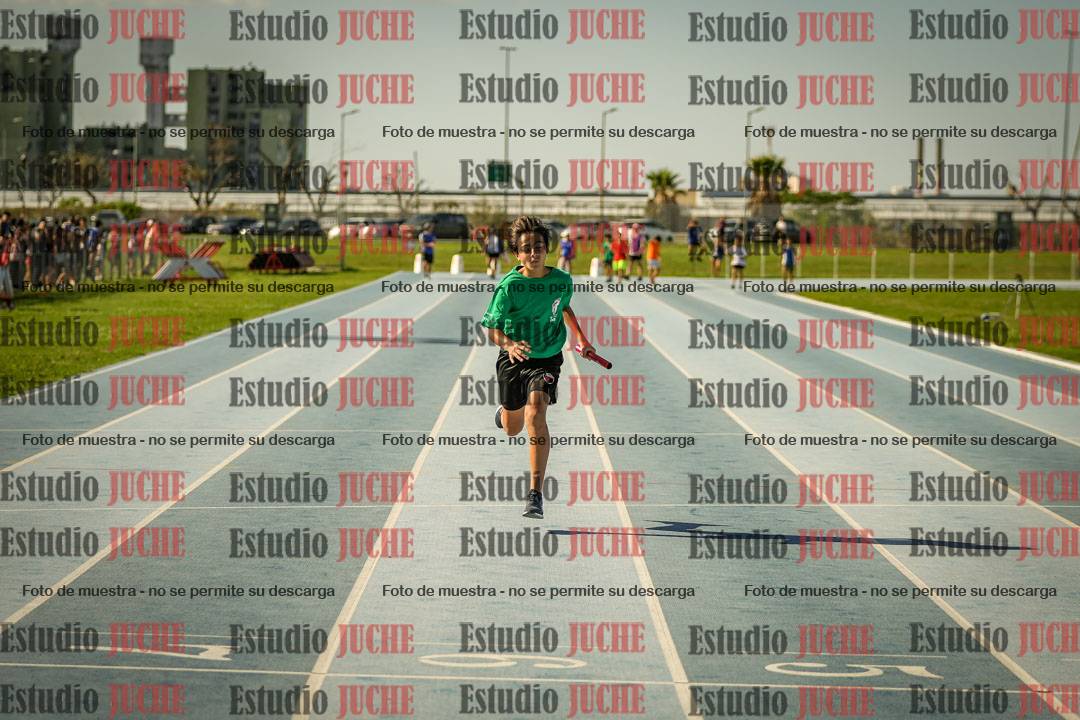 Fotos de las Postas 4x100mts de niñas y niños ROJO (Promocional TAIN) - FINAL