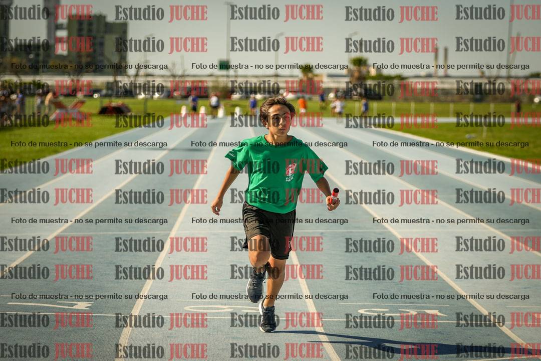 Fotos de las Postas 4x100mts de niñas y niños ROJO (Promocional TAIN) - FINAL