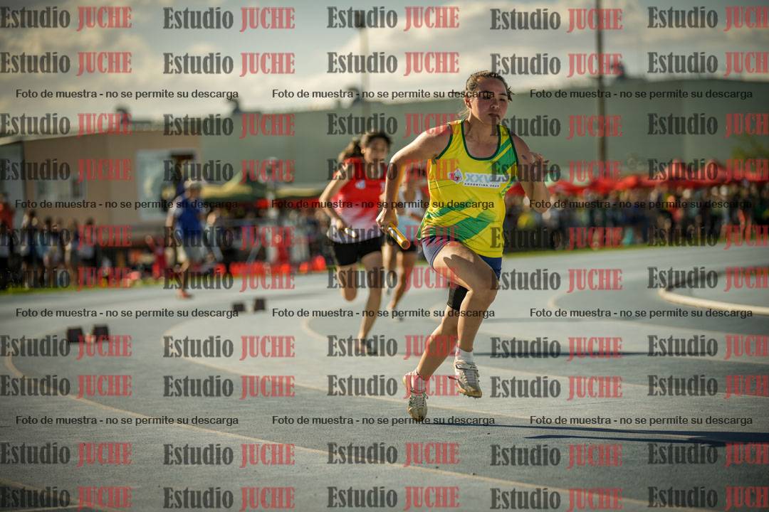 Fotos de las Postas 4x100mts de mujeres LIBRE - FINAL