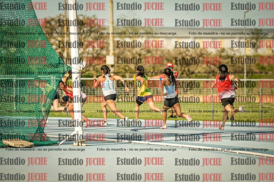 Fotos de las Postas 4x100mts de mujeres LIBRE - FINAL