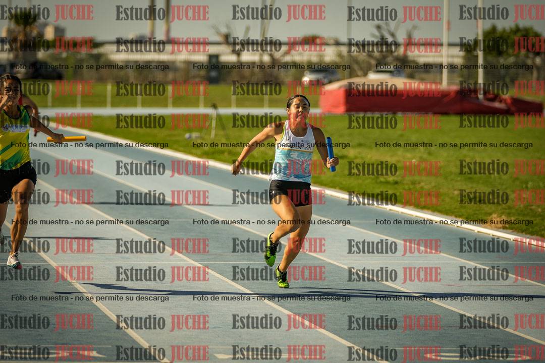 Fotos de las Postas 4x100mts de mujeres LIBRE - FINAL