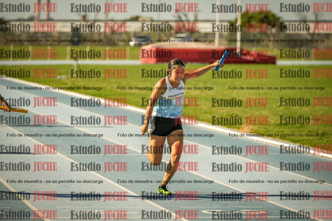 Fotos de las Postas 4x100mts de mujeres LIBRE - FINAL