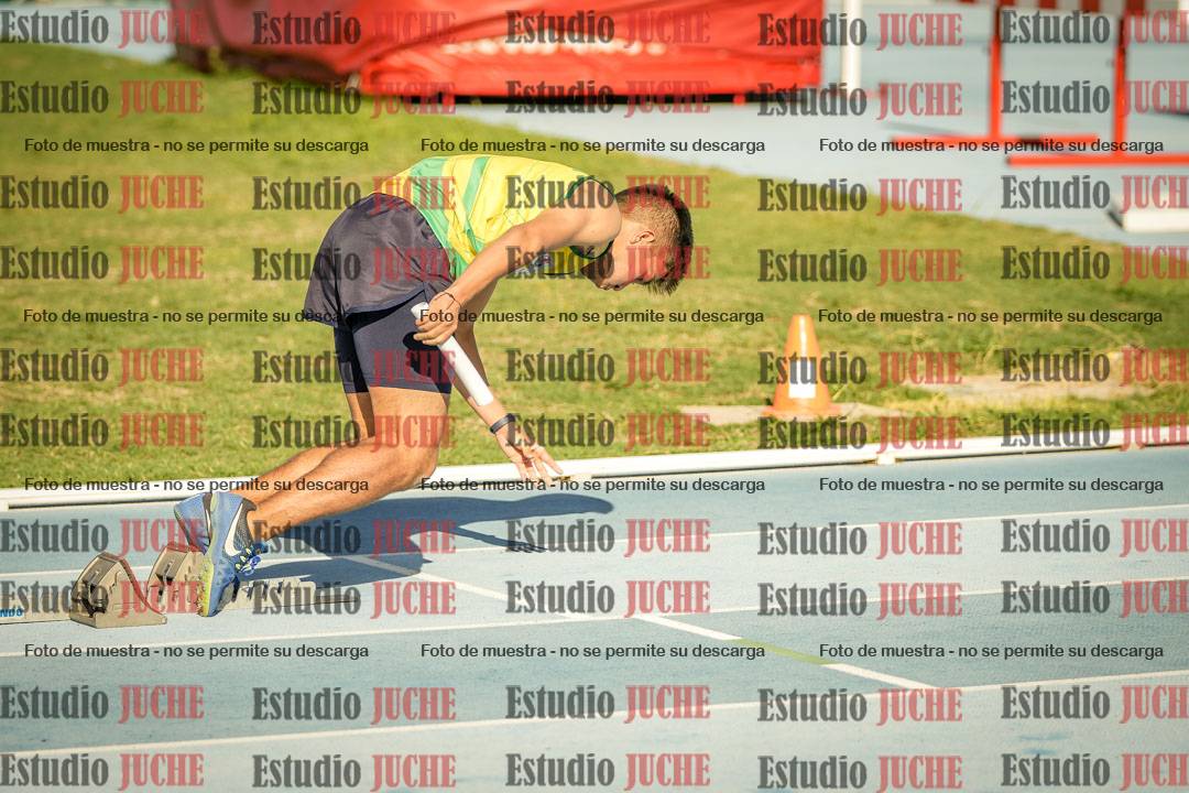Fotos de las Postas 4x100mts de varones LIBRE - FINAL