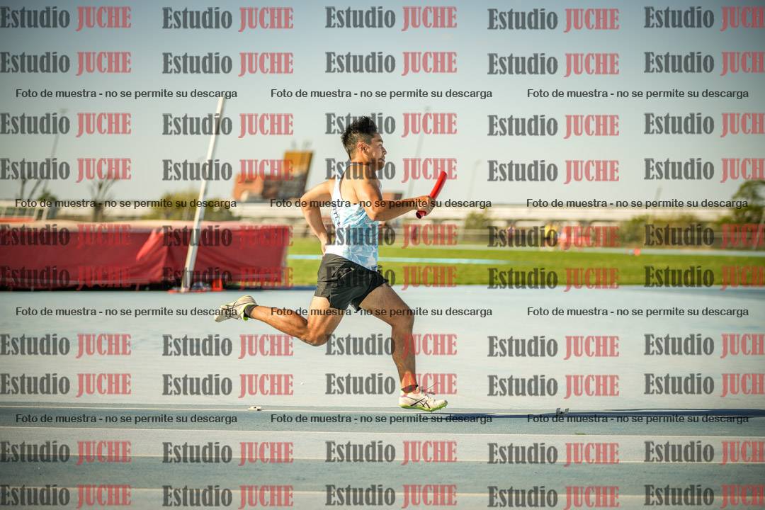 Fotos de las Postas 4x100mts de varones LIBRE - FINAL