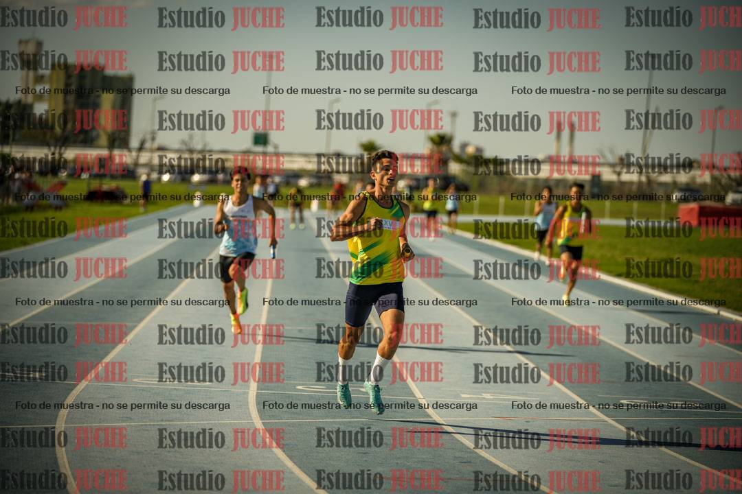 Fotos de las Postas 4x100mts de varones LIBRE - FINAL