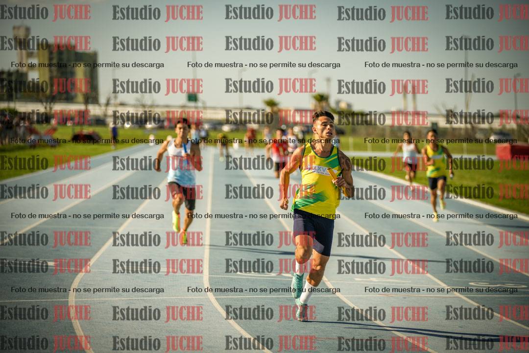Fotos de las Postas 4x100mts de varones LIBRE - FINAL