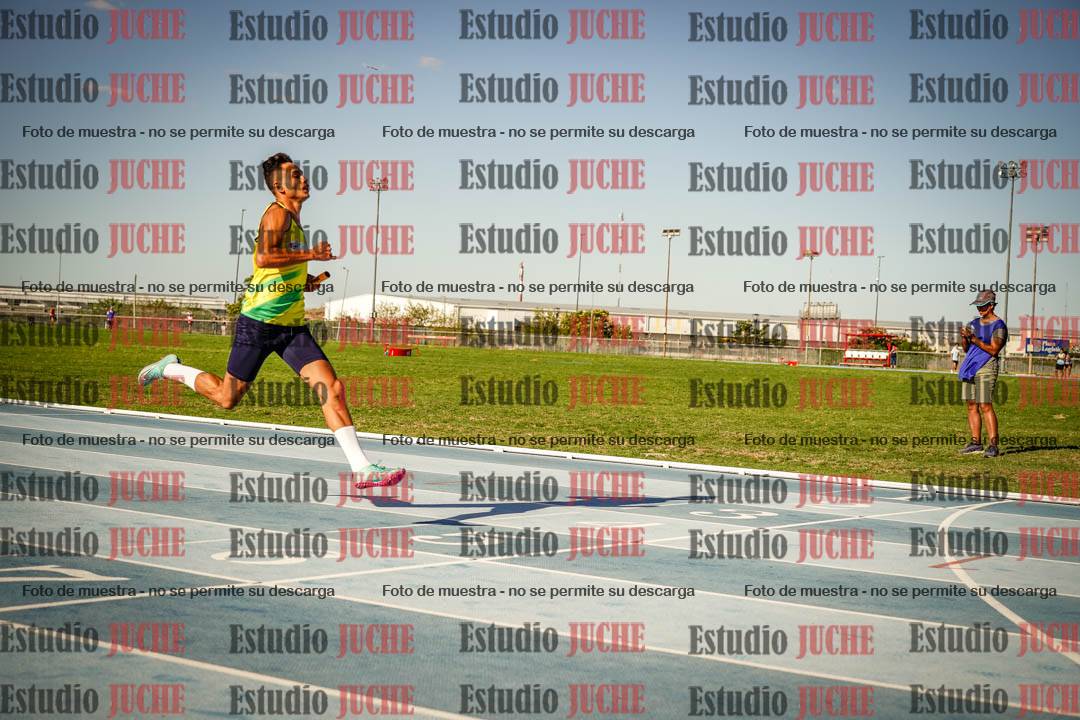 Fotos de las Postas 4x100mts de varones LIBRE - FINAL